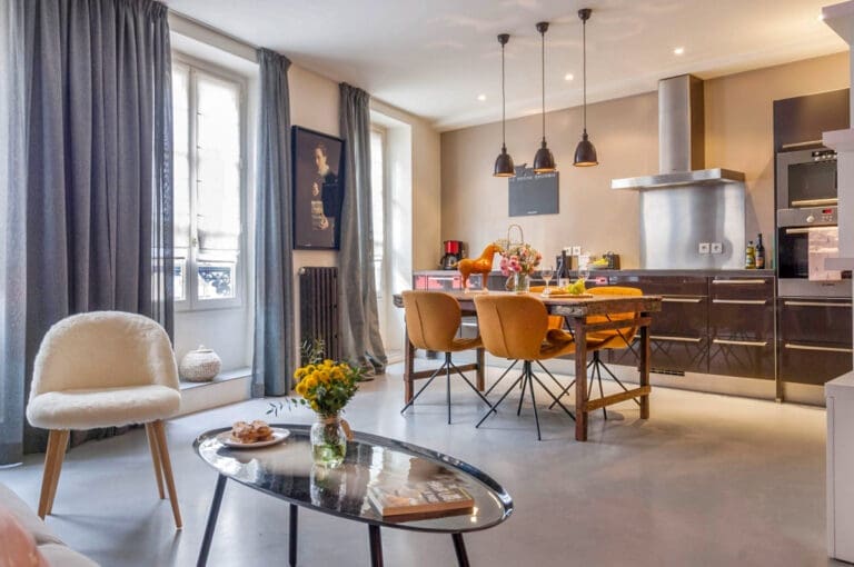 Apartment Chloe France