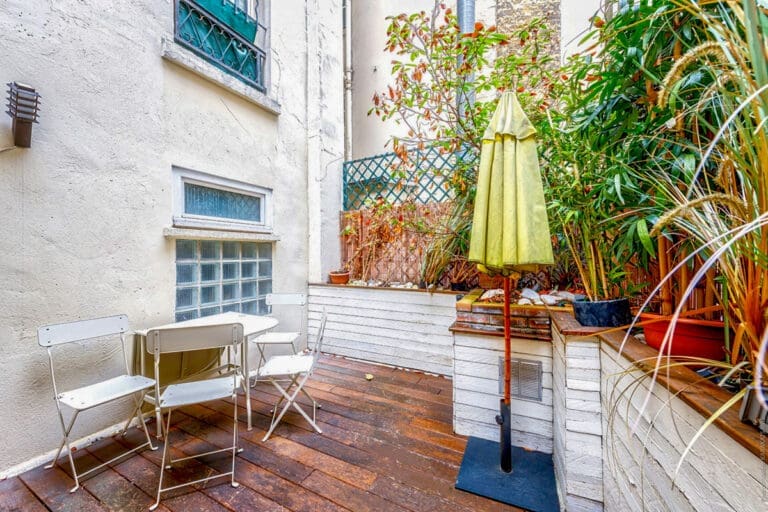 Apartment Leonie France