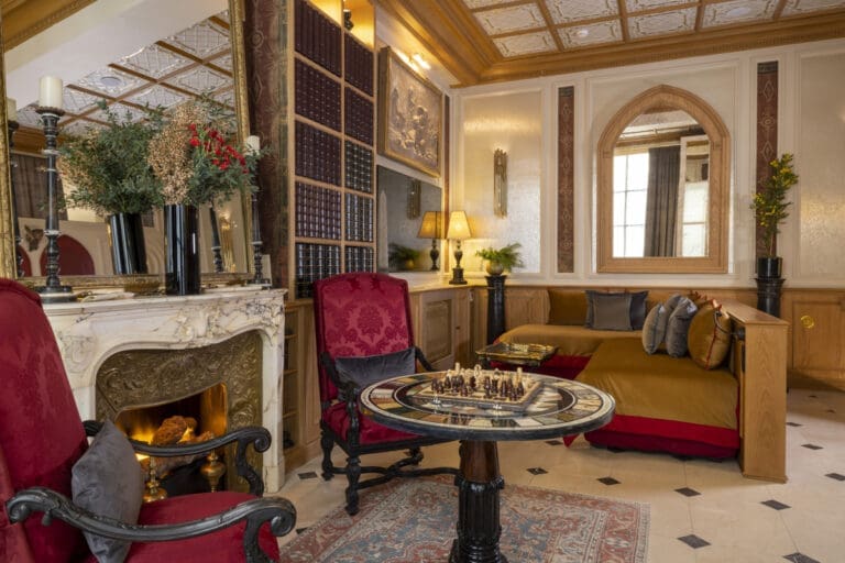 Maison Adrienne France