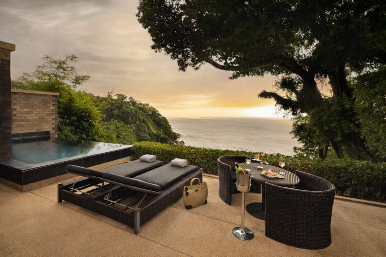 Ocean Pool Suite Thailand
