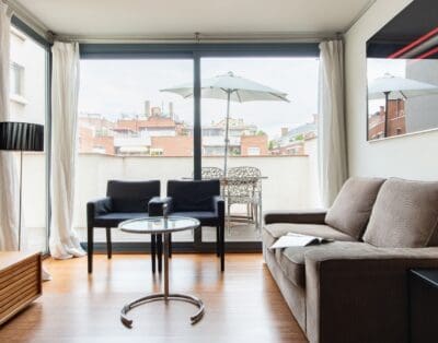Rent Apartment Blue-Green Paper Sarrià-Sant Gervasi
