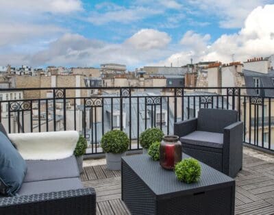 Rent Apartment Cobalt Gods Arc de Triomphe – Champs-Élysées
