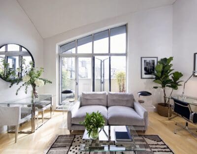 Rent Apartment Coral Oleander Mayfair