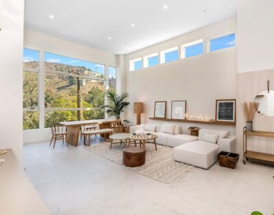 Rent Apartment Edge Wild Hollywood Hills