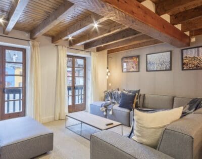 Rent Apartment Fuchsia Flame Val d’Aran