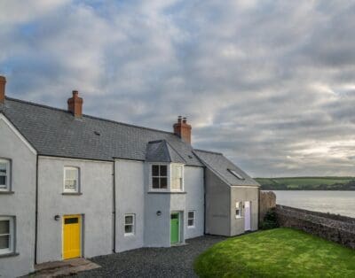 Rent Apartment Green-Blue Flamegold Pembrokeshire Coast
