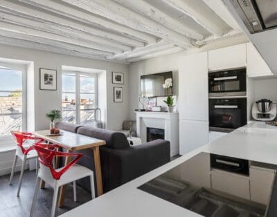 Rent Apartment Iris Shell Saint Germain des Prés – Odéon