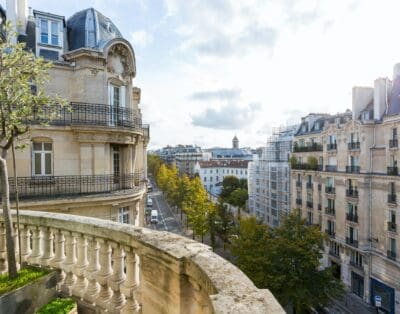 Rent Apartment Latte Cork Saint Germain des Prés – Odéon