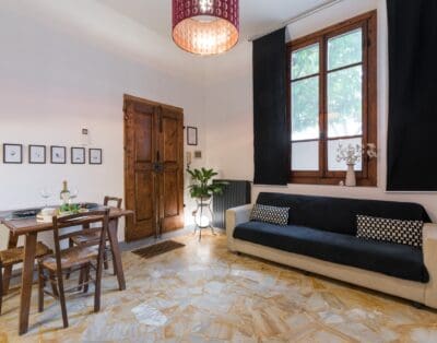 Rent Apartment Lilac Moonstone Firenze
