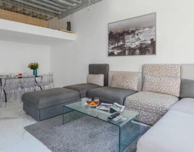 Rent Apartment Malachite Aquamarine Montorgueil – Les Halles