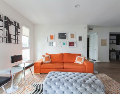 Rent Apartment Mantis Zinna Miracle Mile & La Brea