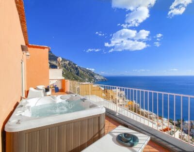 Rent Apartment Midnight Plantain Amalfi Coast