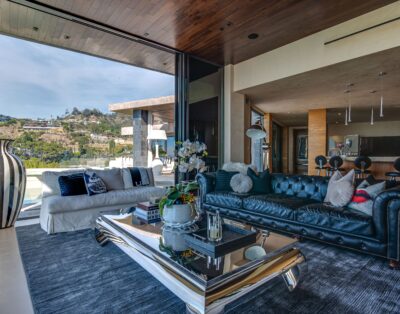 Rent Apartment Orange-Red Gladiolus Hollywood Hills
