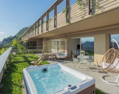Rent Apartment Queen Larch Lake Como
