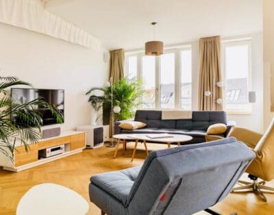 Rent Apartment Teal Pea Friedrichshain