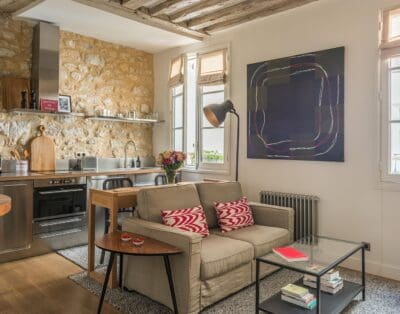 Rent Apartment Tropical Heath Saint Germain des Prés – Odéon