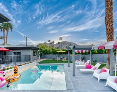 Rent House Blush Heliconia Palm Desert