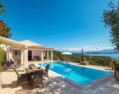 Rent Villa Adore Artichoke Greece
