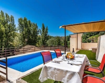 Rent Villa Alive Lemurian Spain