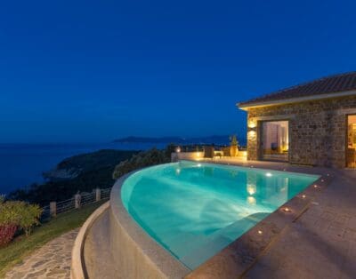 Rent Villa Arylide Torreya Greece