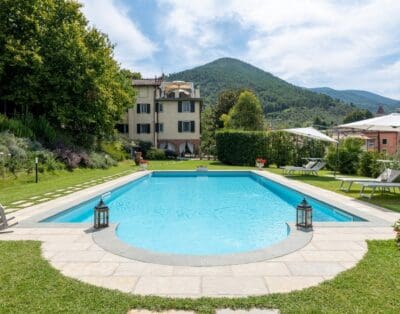 Rent Villa Blanched Kyanite Tuscany