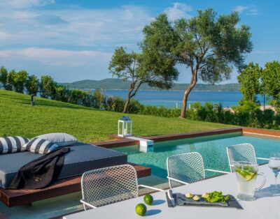 Rent Villa Blanched Whitebeam Greece