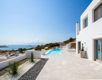 Rent Villa Bright Manzanillo Greece