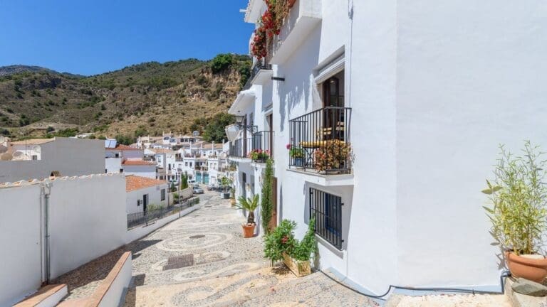 Rent Villa Capital Clover Spain