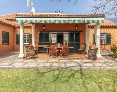 Rent Villa Coconut Jade Spain