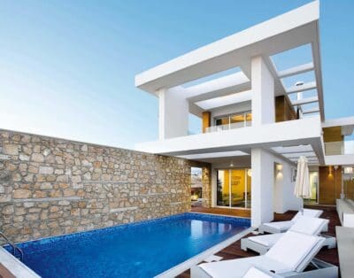 Rent Villa Cordovan Honey-Myrtle Paphos