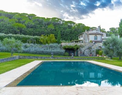 Rent Villa Cyan Marguerite Italy