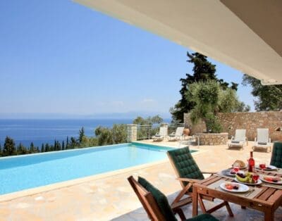 Rent Villa First-Rate Strongbark Greece