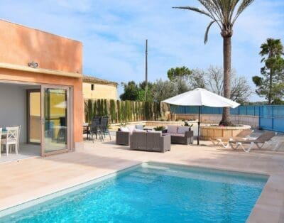 Rent Villa Gracious Slipper Balearic Islands