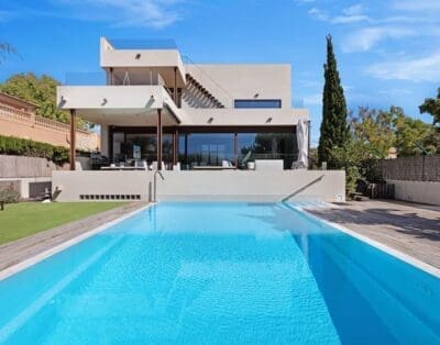 Rent Villa Gray Tanbark Oak Mallorca