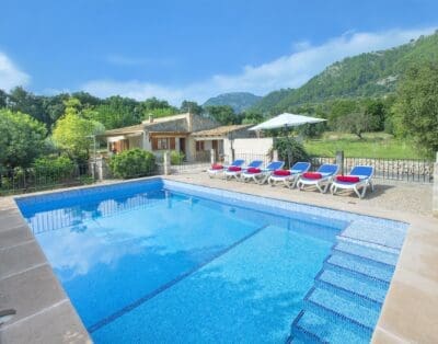 Rent Villa Inspired Avert Balearic Islands