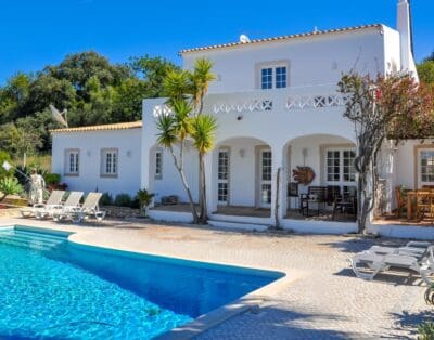 Rent Villa Jonquil Laichi Algarve