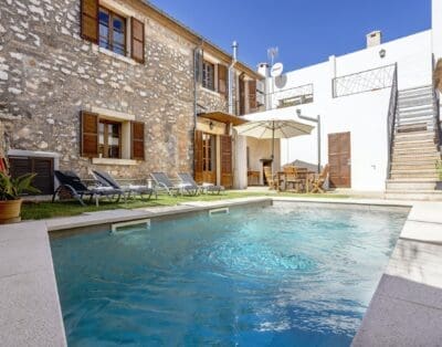 Rent Villa Judicious Shae Balearic Islands