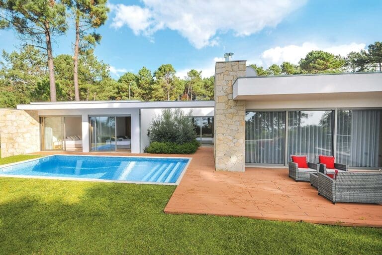 Rent Villa June Sprengeri Portugal