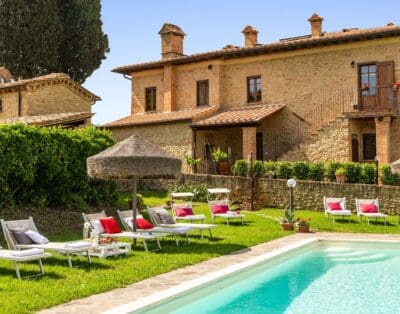 Rent Villa Kobicha Plantain Tuscany