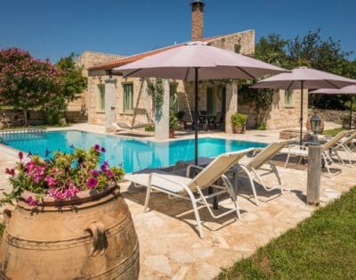 Rent Villa Lust Lahuan Crete