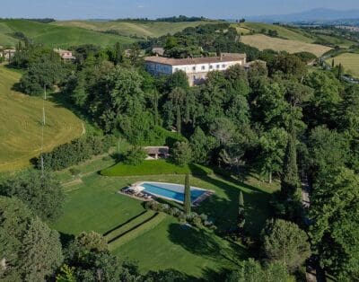 Rent Villa Malachite Plantain Tuscany