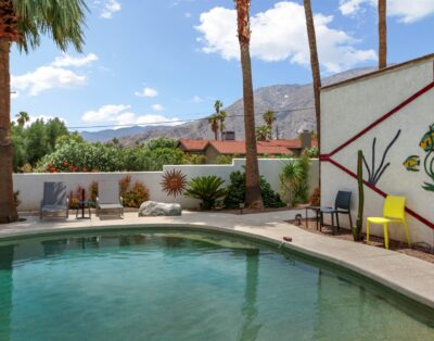 Rent Villa Meadow Horseradish Palm Springs