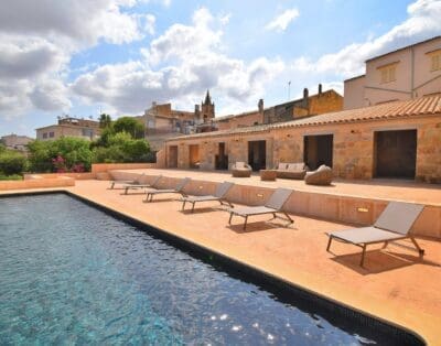 Rent Villa Meaningful Unconventional Balearic Islands