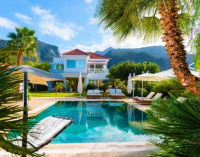 Rent Villa Menthol Satin Walnut Crete