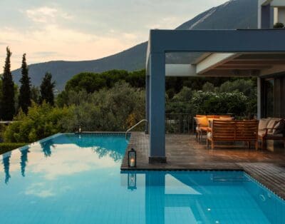 Rent Villa Mindaro Wild Greece