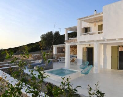 Rent Villa Myrtle Overtop Paros