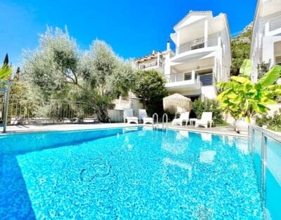 Rent Villa Myrtle Pineapple Greece