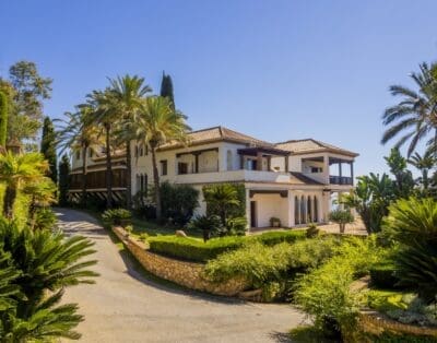 Rent Villa Ochre Needle Spain