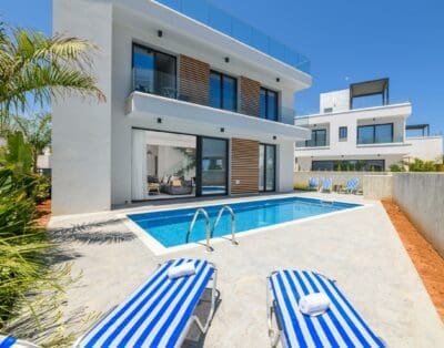Rent Villa Pacific Yew Cyprus