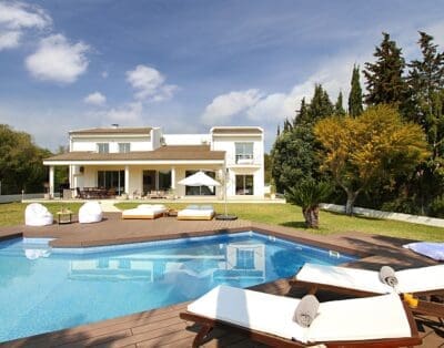 Rent Villa Pamplemousse Vermillion Balearic Islands
